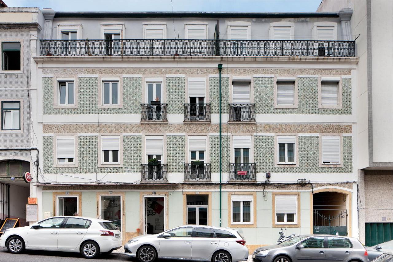 Room Lusiadas With Private Bathroom Lisboa 外观 照片